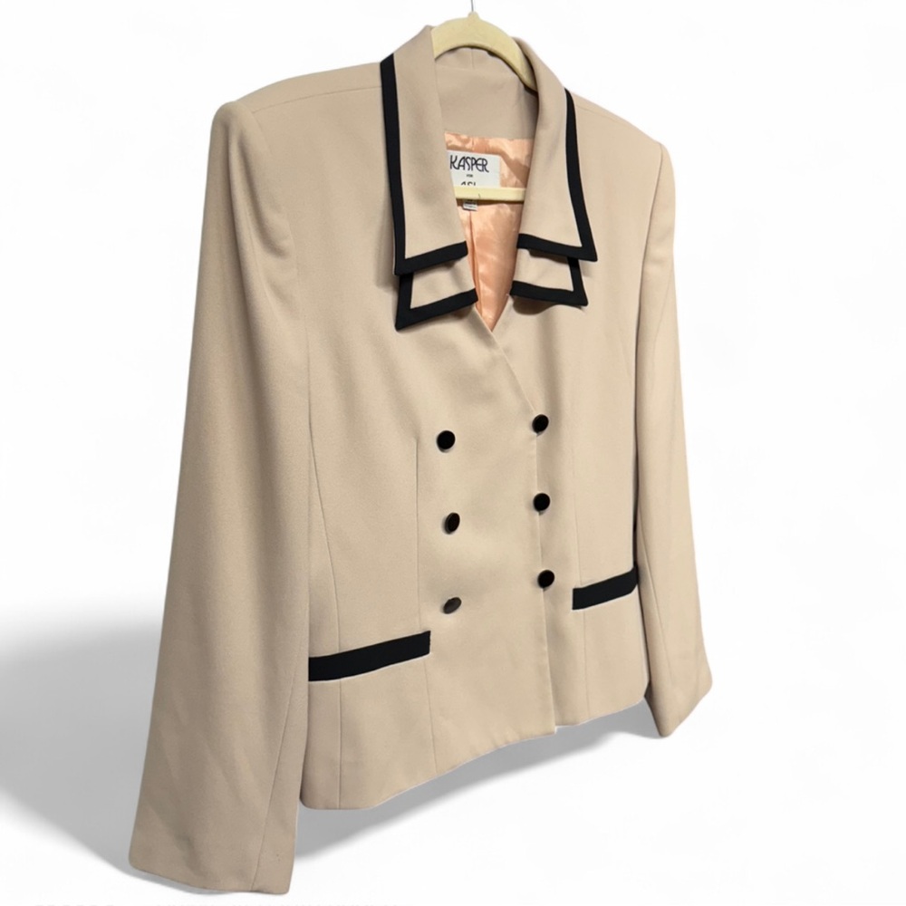 Kasper Women's Tan Blazer with Black Trim - Picture 2 of 6